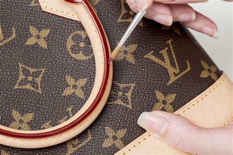 does louis vuitton clean bags|Louis Vuitton Handbag Cleaning and Restoration.